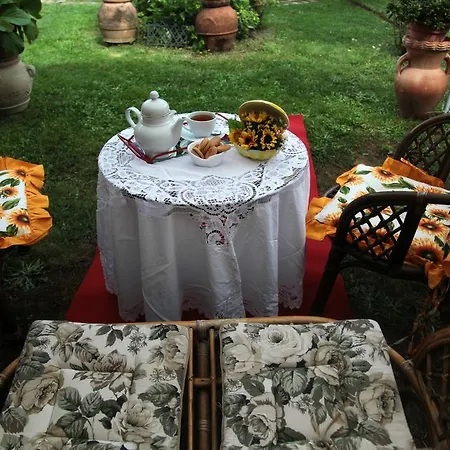 Bed & Breakfast Casa Del Girasole 2*