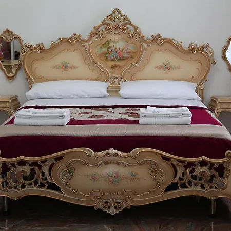 Casa Del Girasole Bed & Breakfast 2*